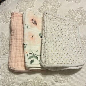 Pottery Barn Kids Meredith Muslin Burp Cloth